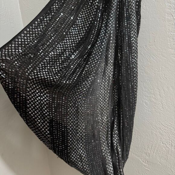 Silver Metallic Sequin Infinity Scarf - Picture 6 of 7